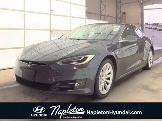 TESLA MODEL S 2018 5YJSA1E21JF291827 image